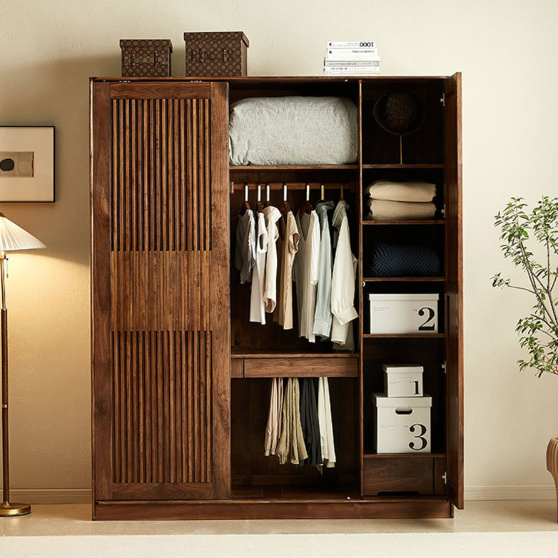 Simple And Retro Wardrobe
