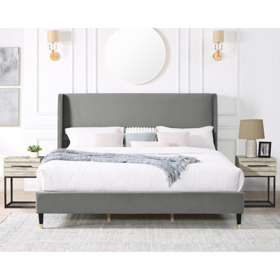 Très grand lit en velours gris - à oreilles pour un sommeil confortable et élégant