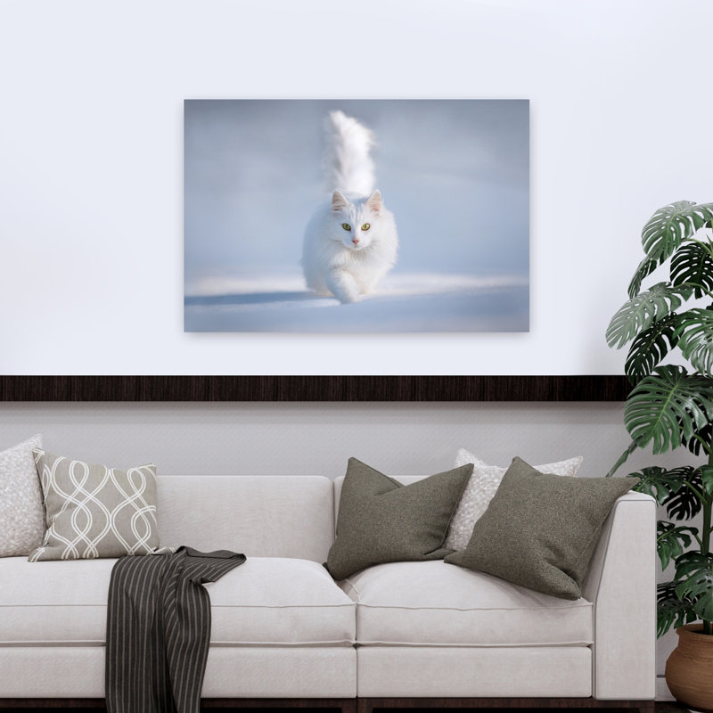 Illustration murale contemporaine abstraite d'un chat blanc gracieux, représentant un paysage naturel., H 32 po x l 48 po