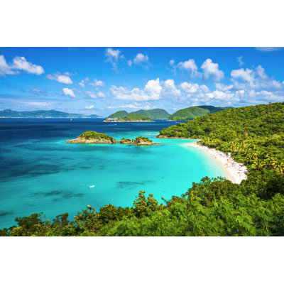 " Beach At Trunk Bay " by Seanpavonephoto