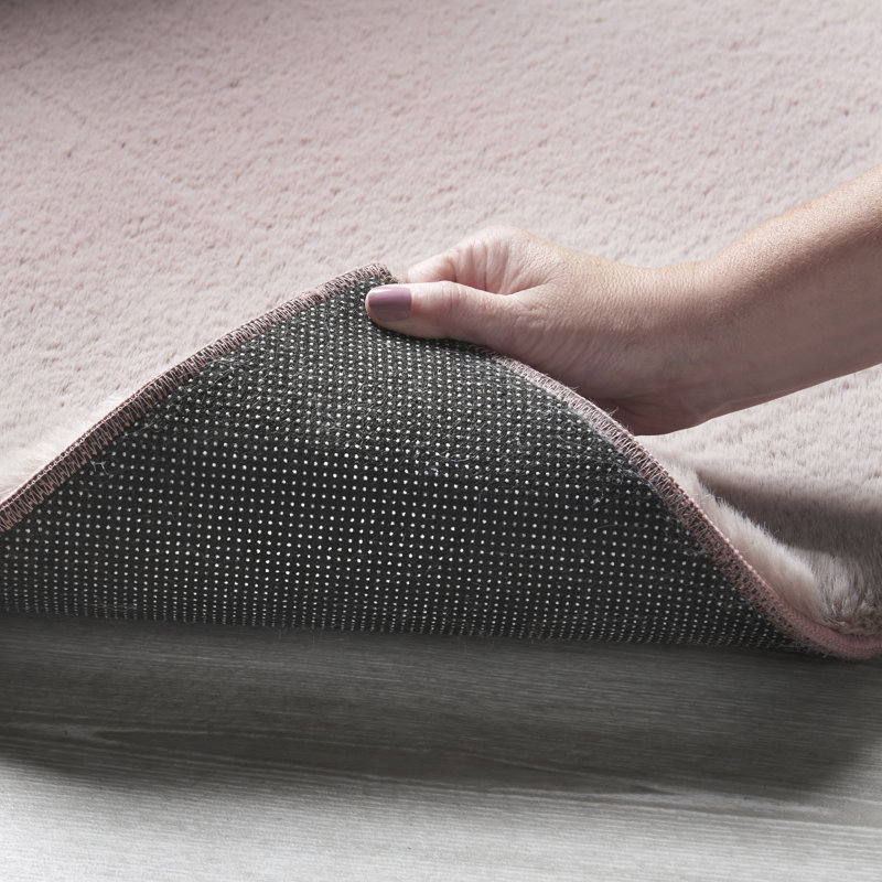 Rosenda Faux Fur Non-slip Bath Mat, Blush