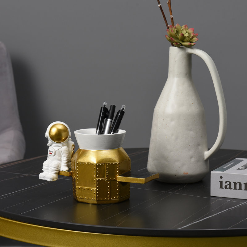 Maelly Metal Pen Holder