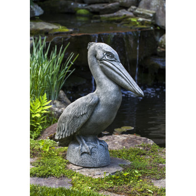 Statue pélican
