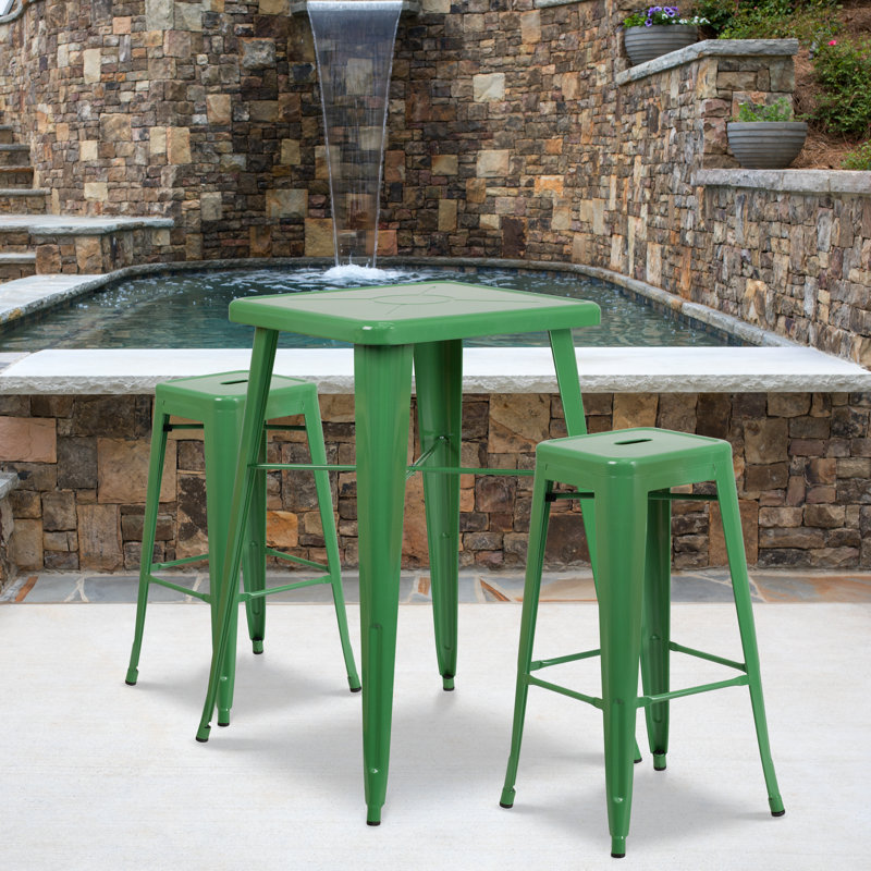 Ensemble de bar carré en métal pour l'intérieur et l'extérieur de 23,75 po avec table et 2 tabourets carrés Gyeong, Vert