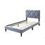 Lit simple-134649008