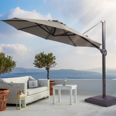 Parasol de patio en porte-à-faux 11 pi avec base Darcie-May, parasols de marché extérieurs en aluminium décalés, rotation à 360 ° pour piscine, cour et jardin