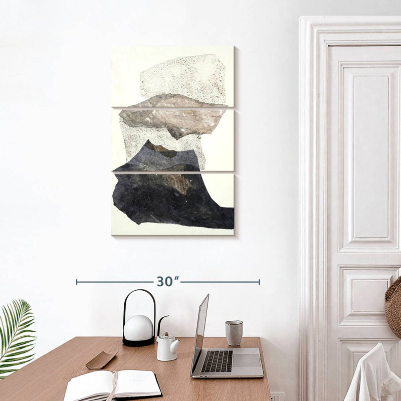 Avery Organza III, 32" H x 20" W