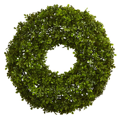 Faux Boxwood Plastic 22'' Wreath