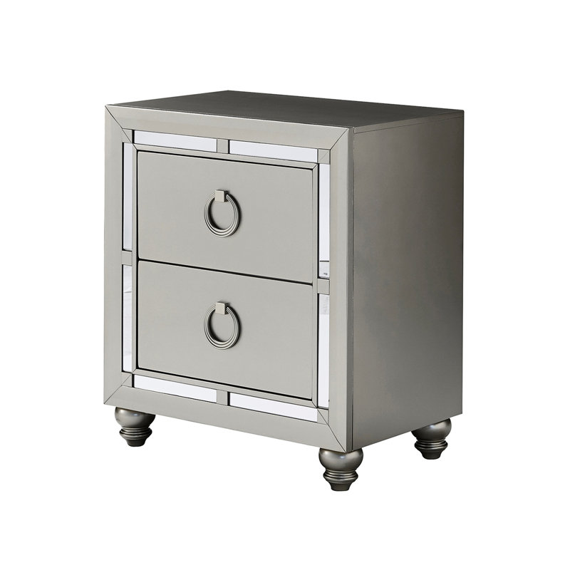 Table de chevet argentée Gemstone: détails de miroir, configuration de tiroir spacieuse, pied en oignon, glissière centrale en métal, bois massif +, gris, 25,49 po Profondeur, 16,39 largeur, 28,89 hauteur, style accentué, tiroirs,