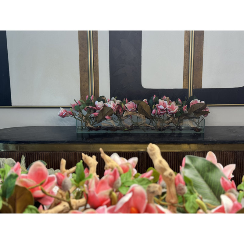 Arrangement floral et centre de table en verre Magnolia, H 8 po x l 38 po x P 8 po, Rose