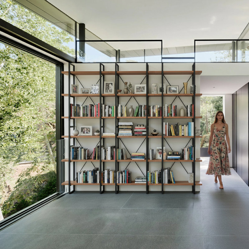 Bibliothèque et bibliothèque Lotus, 86" H x 106" W x 12.5" D
