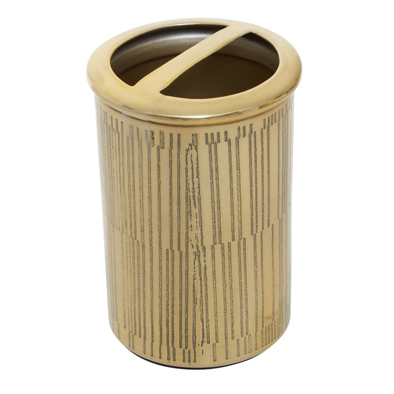 Strout Toothbrush Holder