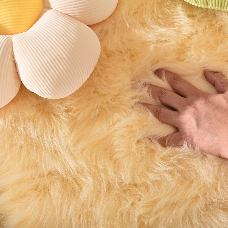 Cheveyo Faux Sheepskin Indoor Rug, Rectangle 2' x 3'