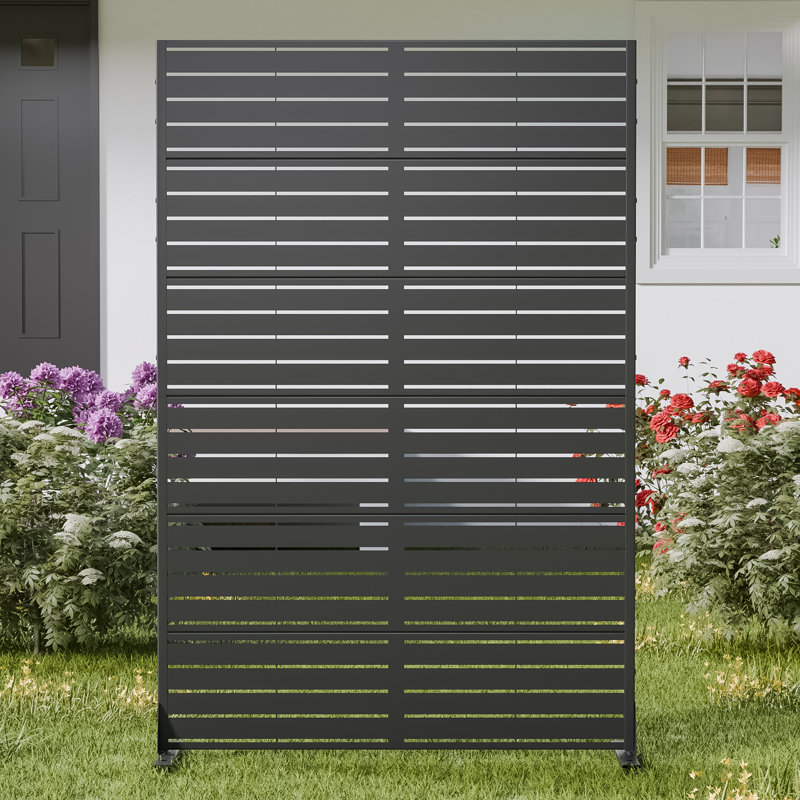 72" Metal Outdoor Privacy Screen, 72" H x 47" W x 16" D, Noir