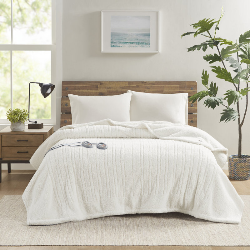 Twin Ivory Sherpa Reversible Heated Blanket