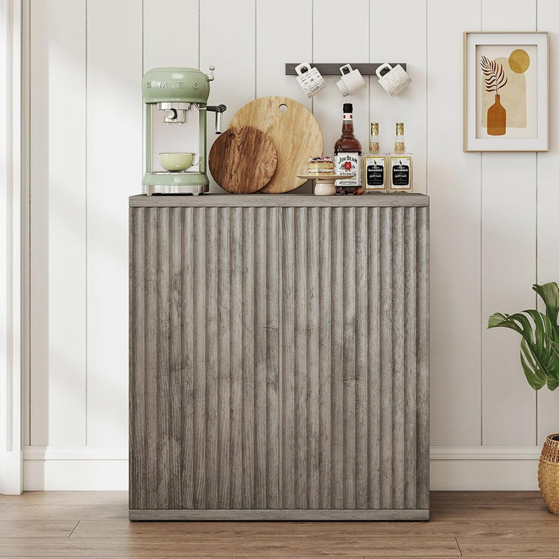 Buffet cannelé avec portes, crédence de rangement moderne, gris