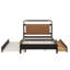 Grand lit plateforme en bois offrant des solutions de rangement, comprenant 2 tiroirs et un lit gigogne-404736529