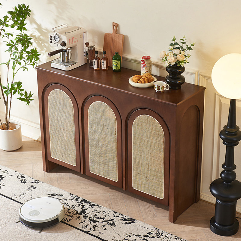 Buffet en bois massif et rotin de style Wabi-Sabi