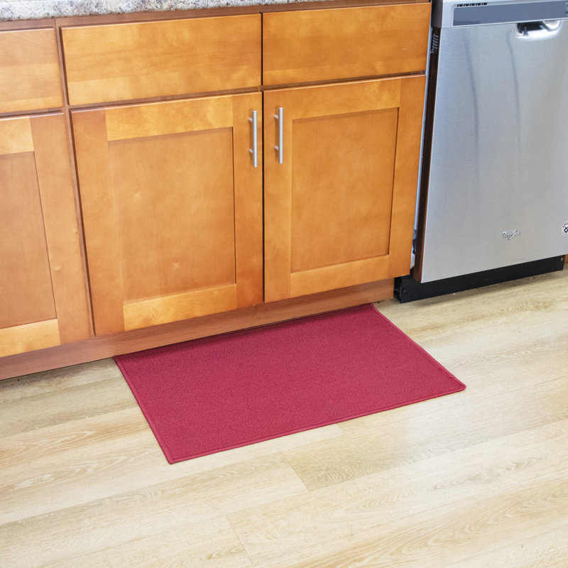 Tapis de cuisine The Sloppy Chef, Rouge, Rectangle 1 pi 8 po x 2 pi 6 po