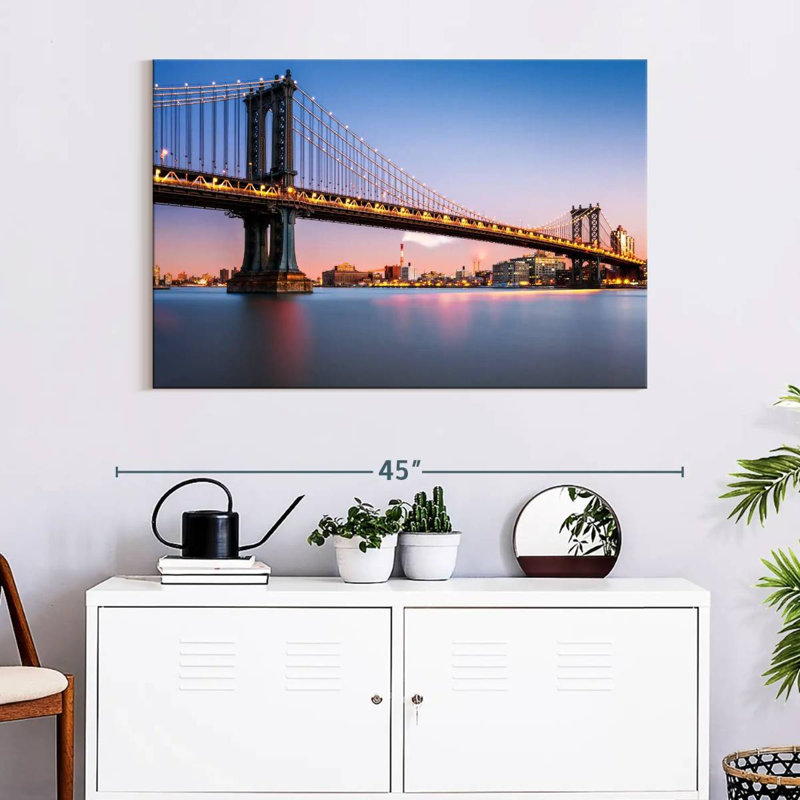 Lilie illuminé le pont de Manhattan, photographie, H 26 po x l 39 po