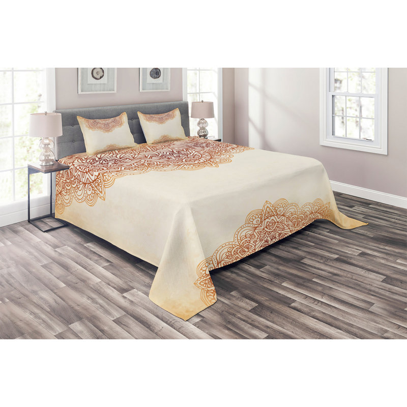 Motifs Eclectic Polyester Coverlet