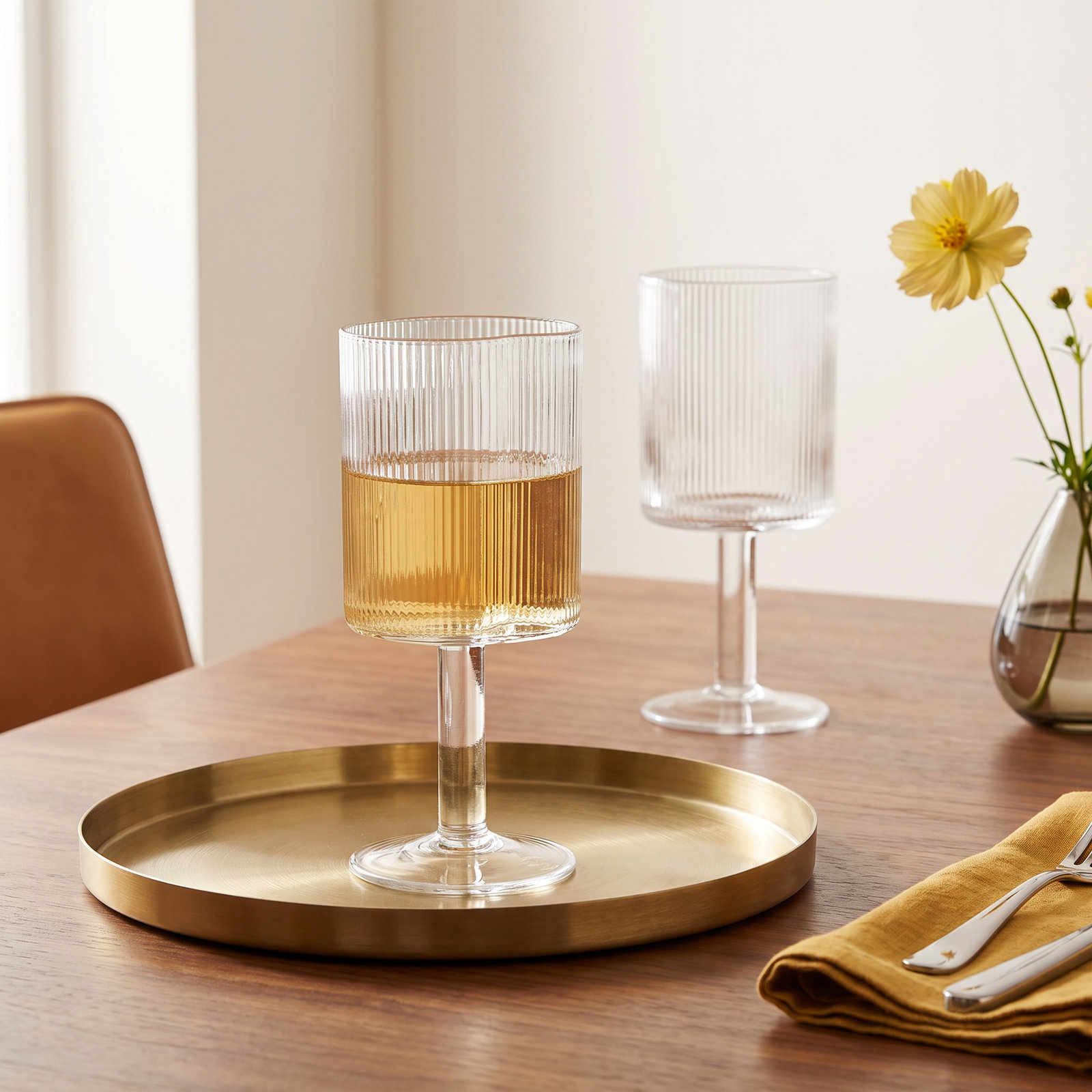 Tula Ribbed Red Wine Glass