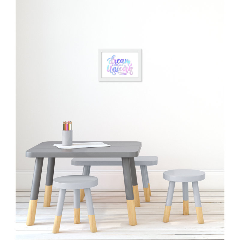«Dream Like a Unicorn», impression sur papier, H 10 po x l 14 po x P 0,6 po, Encadré plat noir