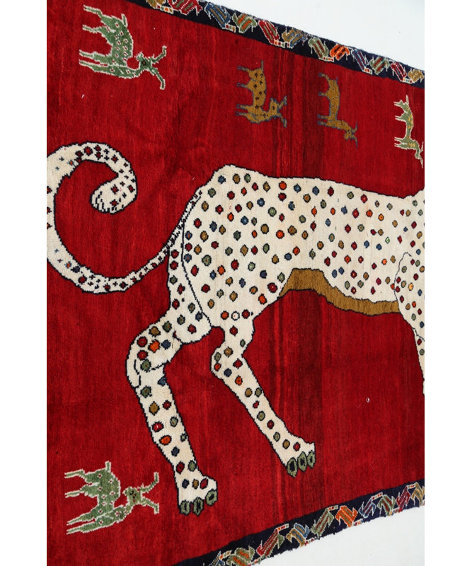 Tapis rouge noué à la main 3 pi 6 po x 6 pi 4 po