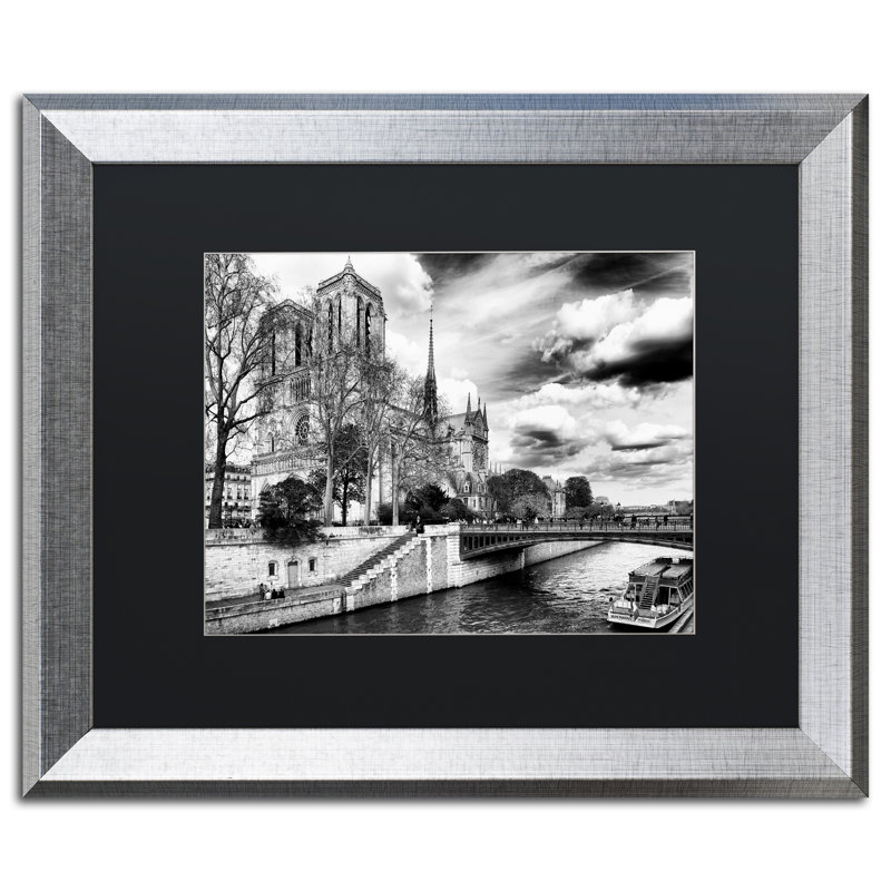 "Notre Dame Cathedral Paris II" par Philippe Hugonnard, reproduction de photo encadrée, H 16 po x l 20 po x P 0,5 po, Noir