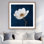 Branche crochue - reproduction florale beige encadrée | Décoration