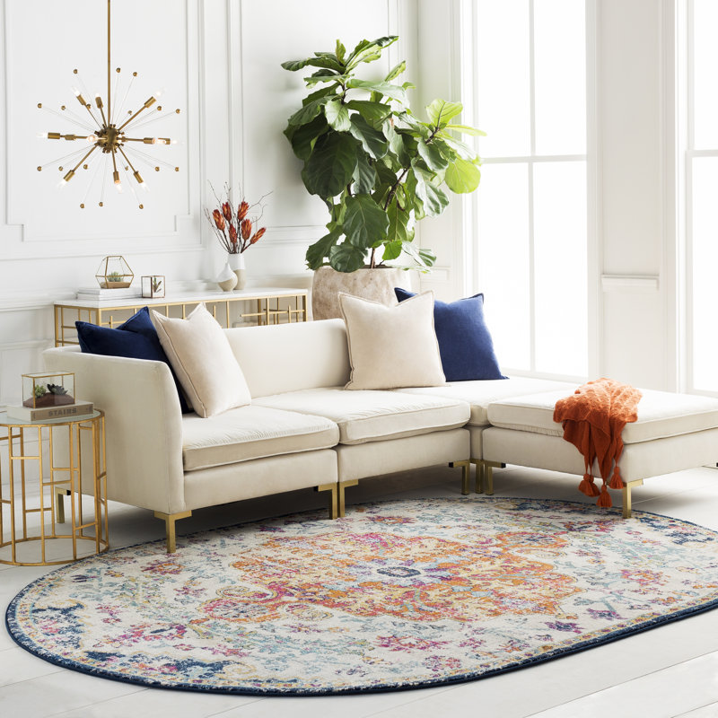 Wynings Oriental Area Rug, Oval 200 x 275 cm