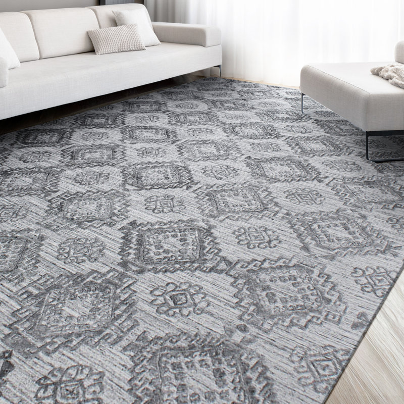 Geometric Area Rug in Gray