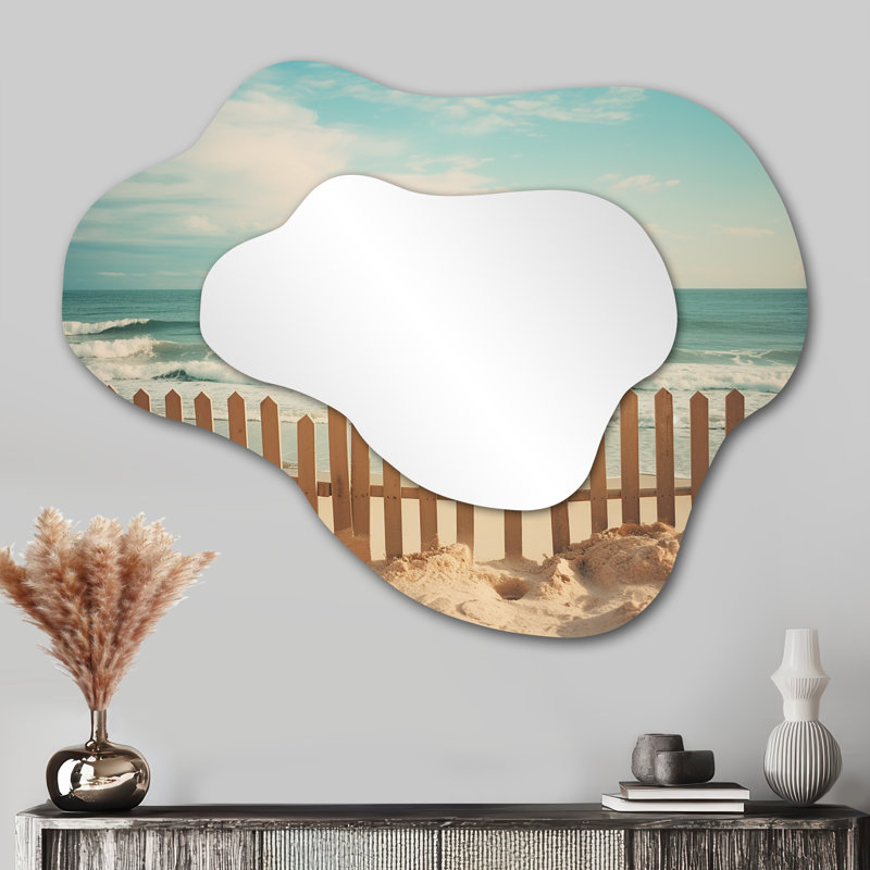 Beach Fence Atlantic Ocean Sunny Blue Day - Miroir mural asymétrique nautique Coastal Beach, 27 po x 35 po