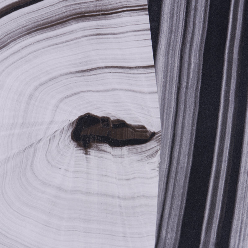 Papier peint Schumacher x Miles Redd Agate Slice, Noir / blanc, L 30 pi x l 27 po
