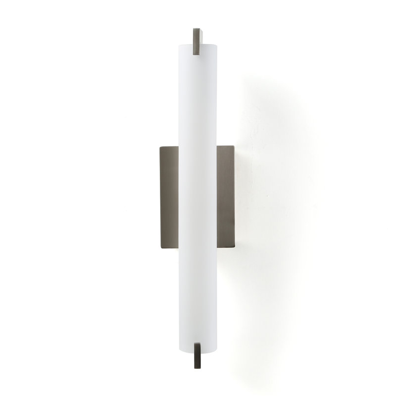 Armiah 3 - Light Dimmable Bath Bar, Chrome, Xenon DC Bayonet