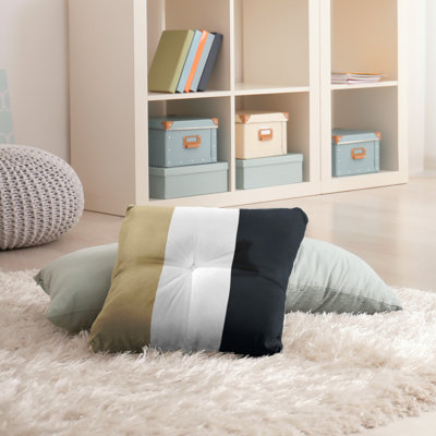  Tufted Floor Pillow