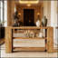 Console d'entrée mince à 3 niveaux avec tablettes spacieuses, parfaite pour les petits espaces et les décors modernes.