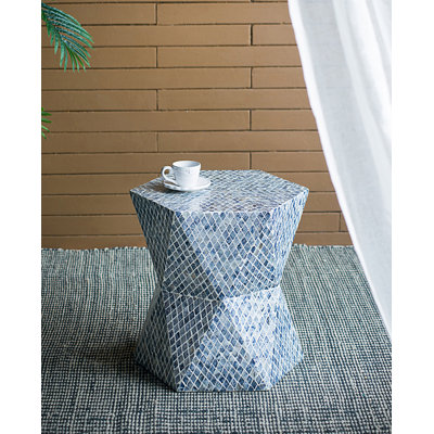 Tabouret de jardin Hexagonal Tapered Capiz