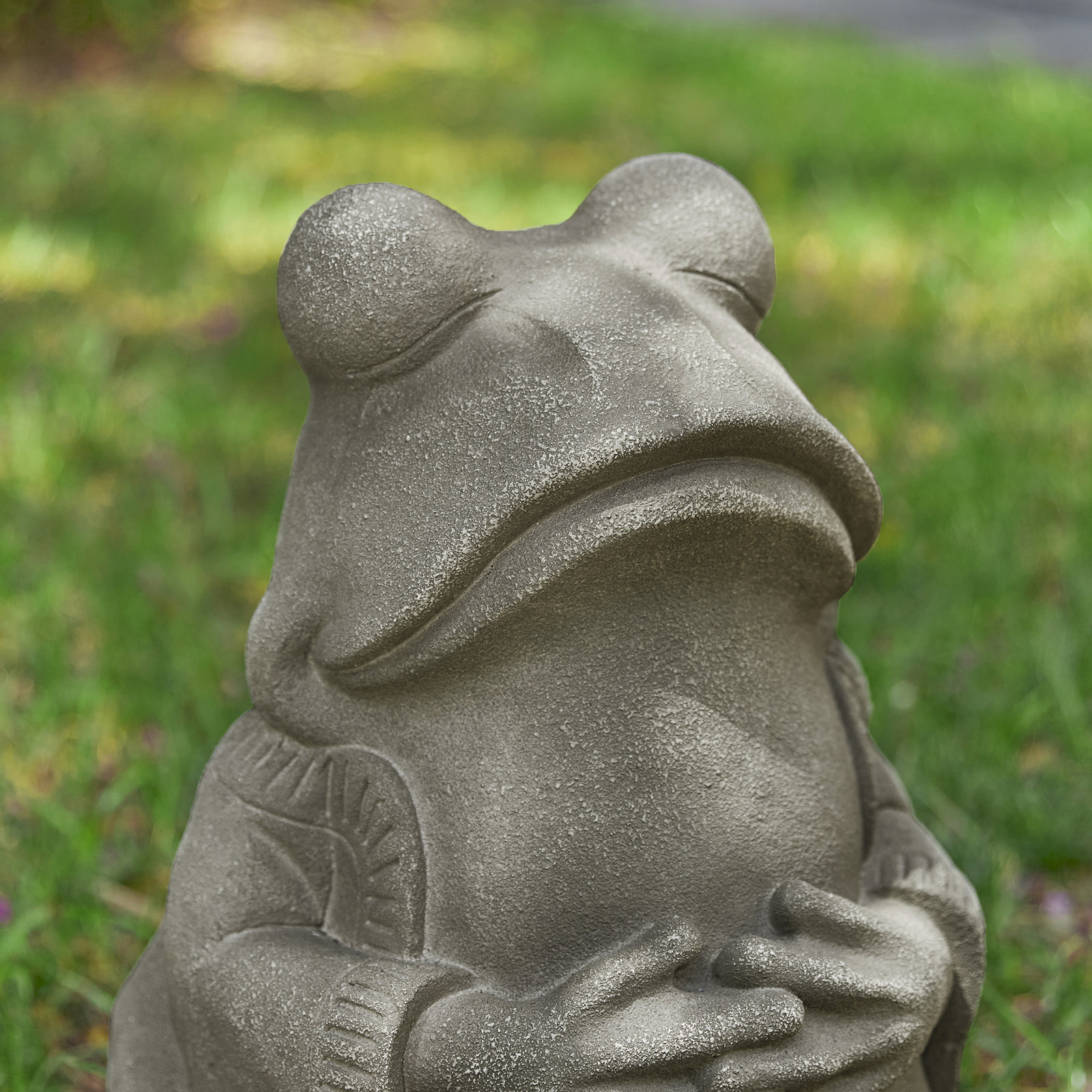Waal Zen-Style Frog Garden Statue