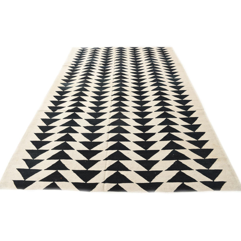 Tapis noir et blanc Osbourne