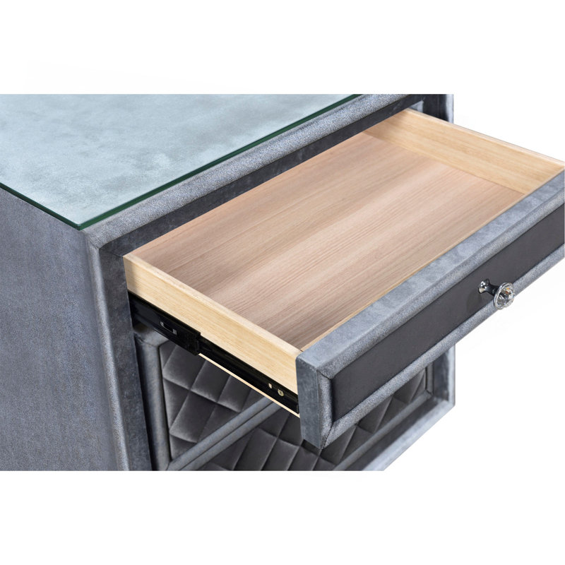 Table de chevet en bois massif à 3 tiroirs Elbia