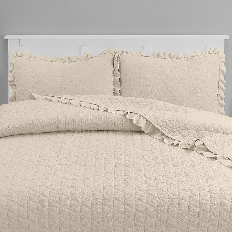 Ecru Twin Microfiber Quilt Set with Ruffle Accents