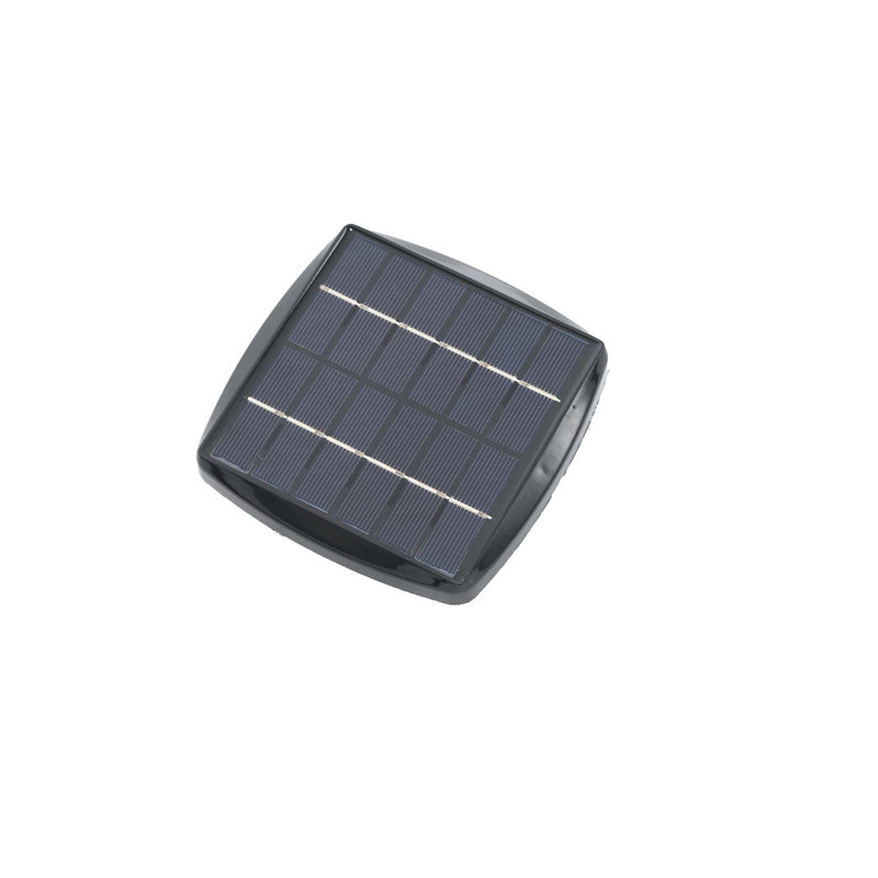 Parasol de terrasse innovant à énergie solaire avec fonctions avancées pour profiter de l'extérieur