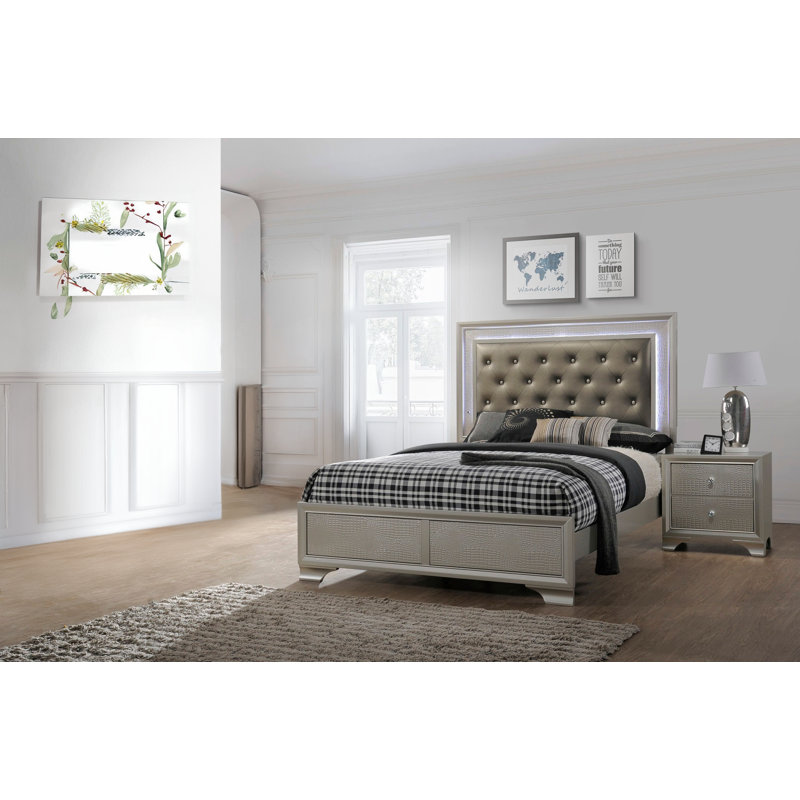 Ensemble de chambre à coucher à panneau tapissier à panneau 3-3 Rodell Rodell, gris, Complète