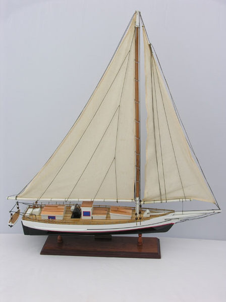 Bateau skipjack peint (l80)