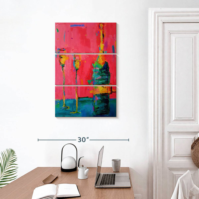 Yarlin Prosecco, 32" H x 20" W