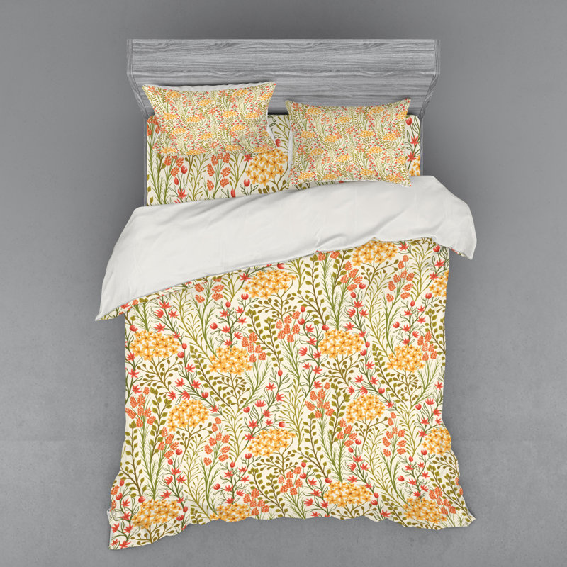 Farmhouse / Country Polyester Floral Duvet Cover, Queen Duvet Cover + 3 Additional Pieces