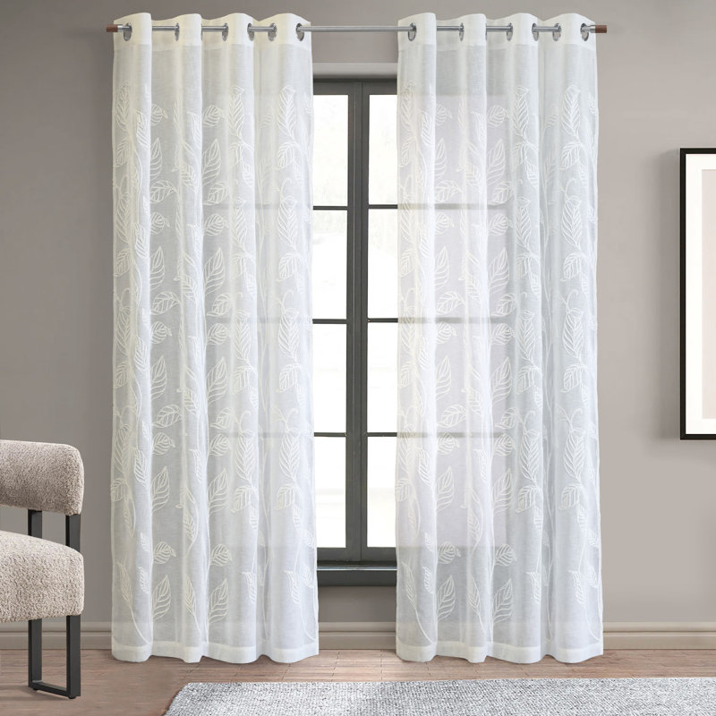 Panneau de rideau diaphane avec œillets 52 x 84 po Blanc cassé lausannois