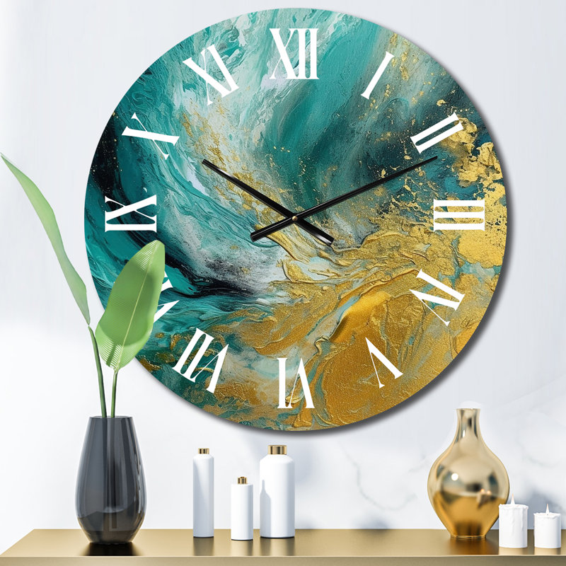 Horloge murale dorée, Moyenne