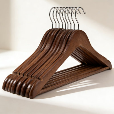 Ensemble de 60 cintres en bois robustes - Cintres en bois de noyer massif avec encoches antidérapantes et barre de protection renforcée pour les chemises, les costumes, les robes et les manteaux